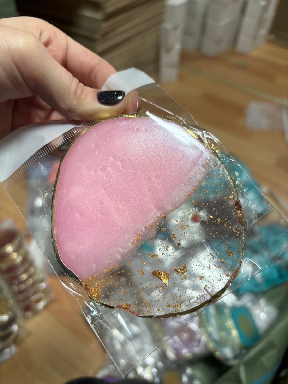 Palette stone (gold leaf) 18