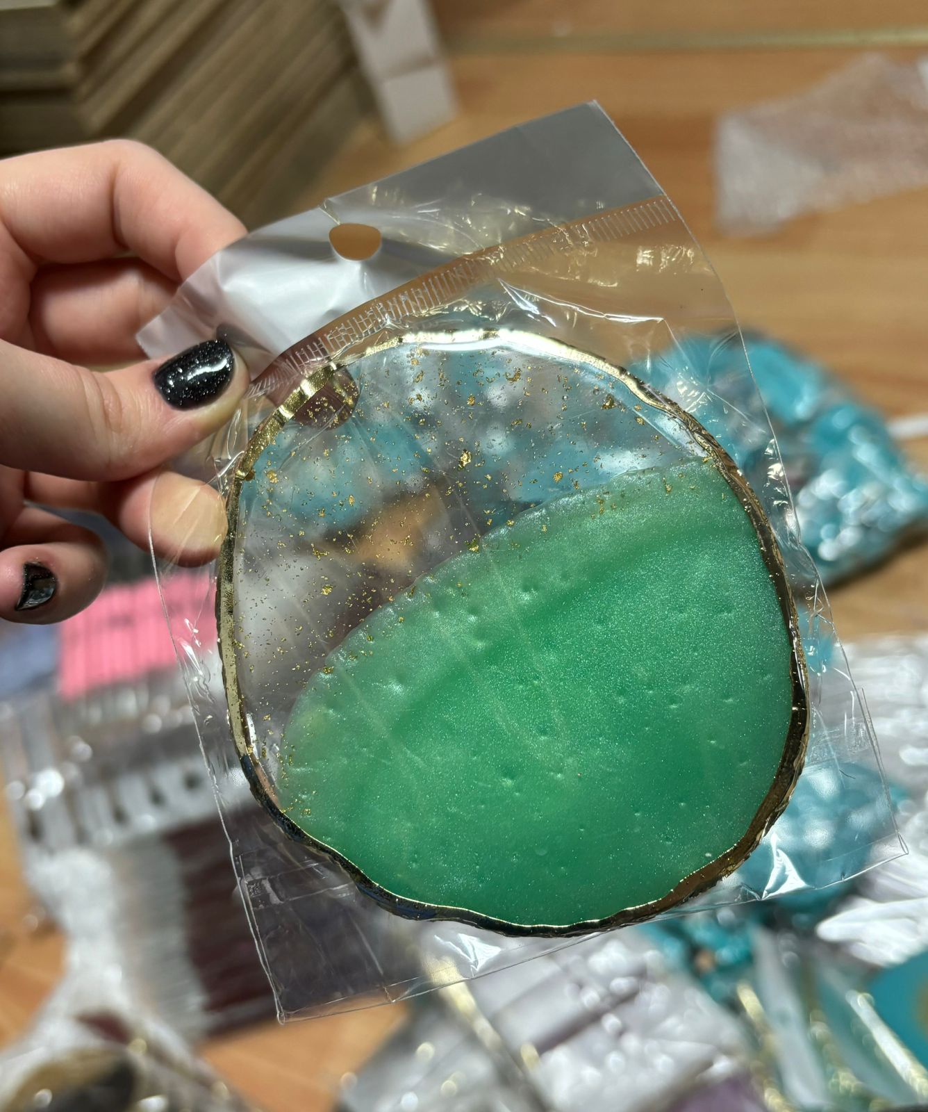 Palette stone (gold leaf) 17