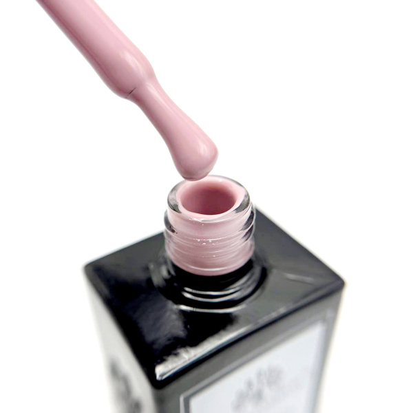 Gel Polish 15ml, Shade 67 – Glossy UV LED Soak-Off Nail Gel
