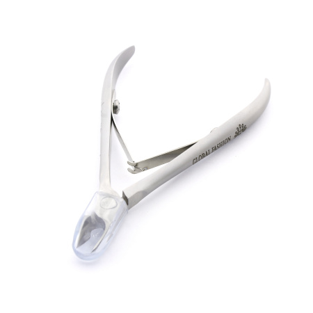 Global Fashion Nail Clippers & Cutters | Detailed Stainless Steel Tools
قصافات ومقصات أظافر جلوبال فاشن | أدوات ستانلس ستيل تفصيلية
