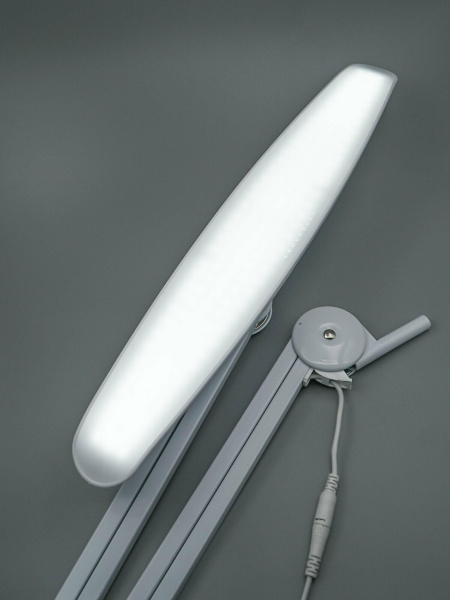 LED Nail Desk Lamp with Clamp – Adjustable Arm, Shadowless Light LED Nail Desk Lamp Adjustable Shadowless Light | مصباح اظافر
LED Nail Desk Lamp with Clamp – Adjustable Arm, Shadowless Light Professional Nail Lamp for Salon Manicure | اضاءة مناكير
