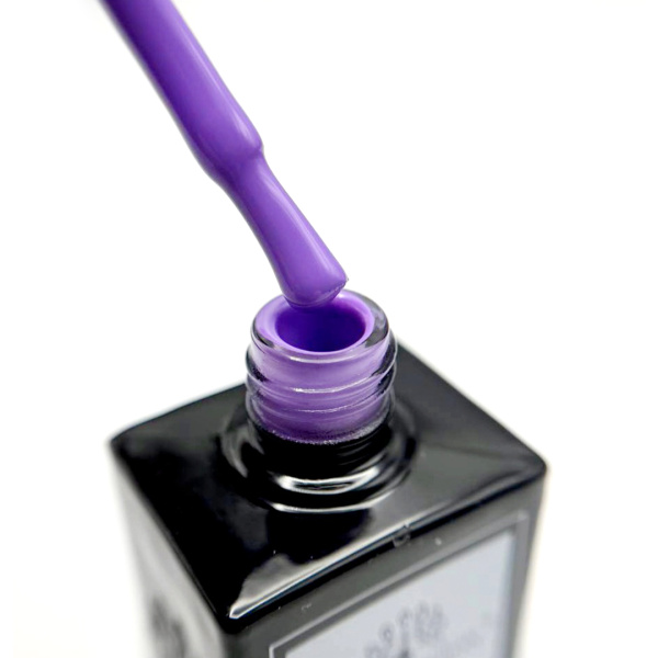 Gel Polish 15ml, Shade 61 – Glossy UV LED Soak-Off Nail Gel
