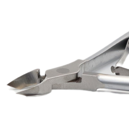 BeeNails Cuticle Nipper Kit – Stainless Steel | B7 Cuticle Nipper Close View Nail Tool | قاطع الكيوتكل
BeeNails Cuticle Nipper Kit – Stainless Steel | B7 Nail Cutter Detailed View Professional Tool | اداة قص الكيوتكل