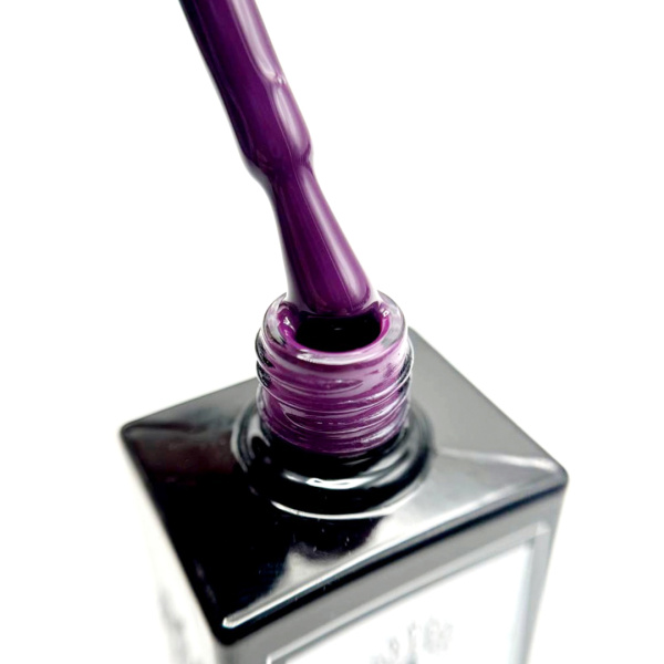 Gel Polish 15ml, Shade 15 – Long-Lasting UV LED Nail Gel
